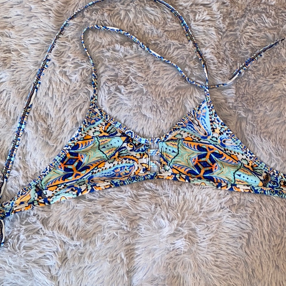 JOLYN PAISLEY TOMCAT TOP
